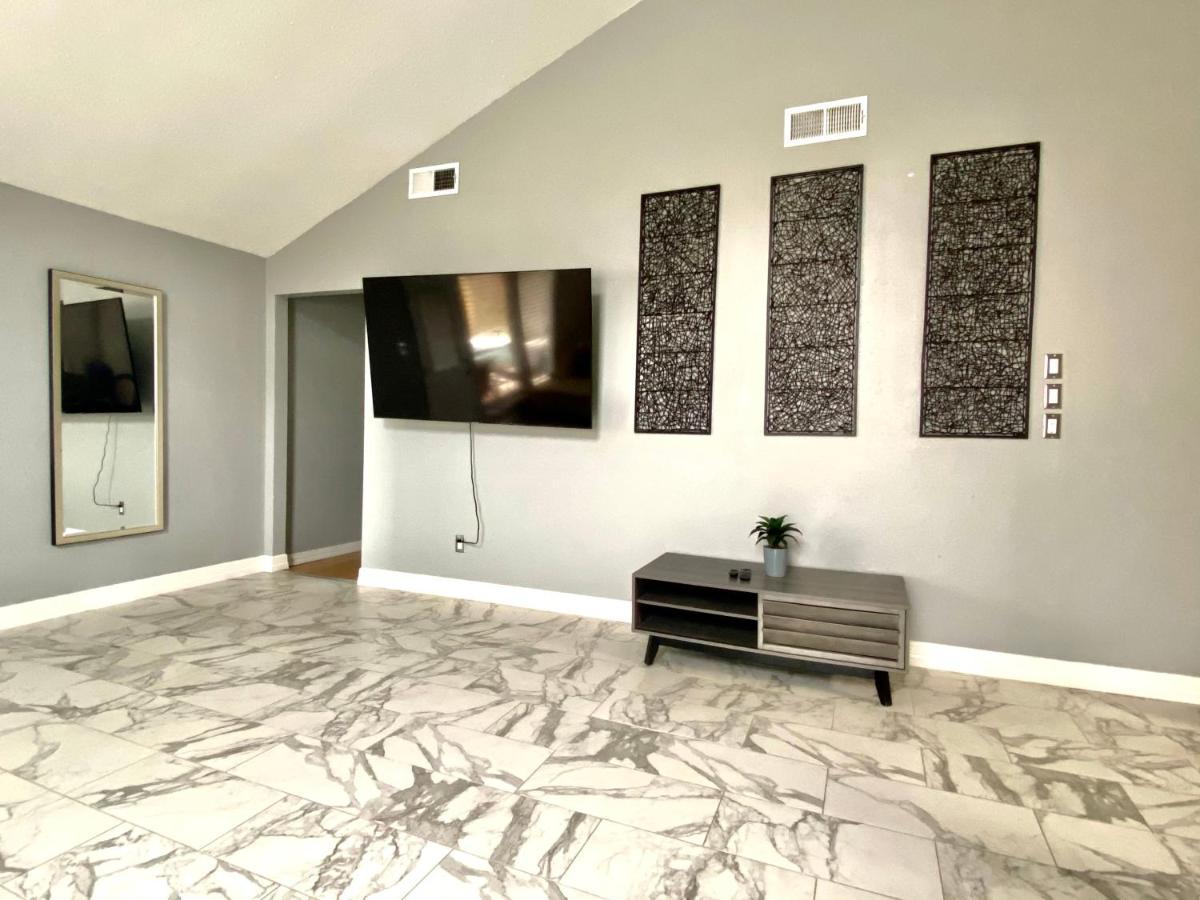 1976Houstongem Luminous Pvtpool & Hottub Dt20Mins For Lrg Families 6Beds 2Bath Vila Exterior foto