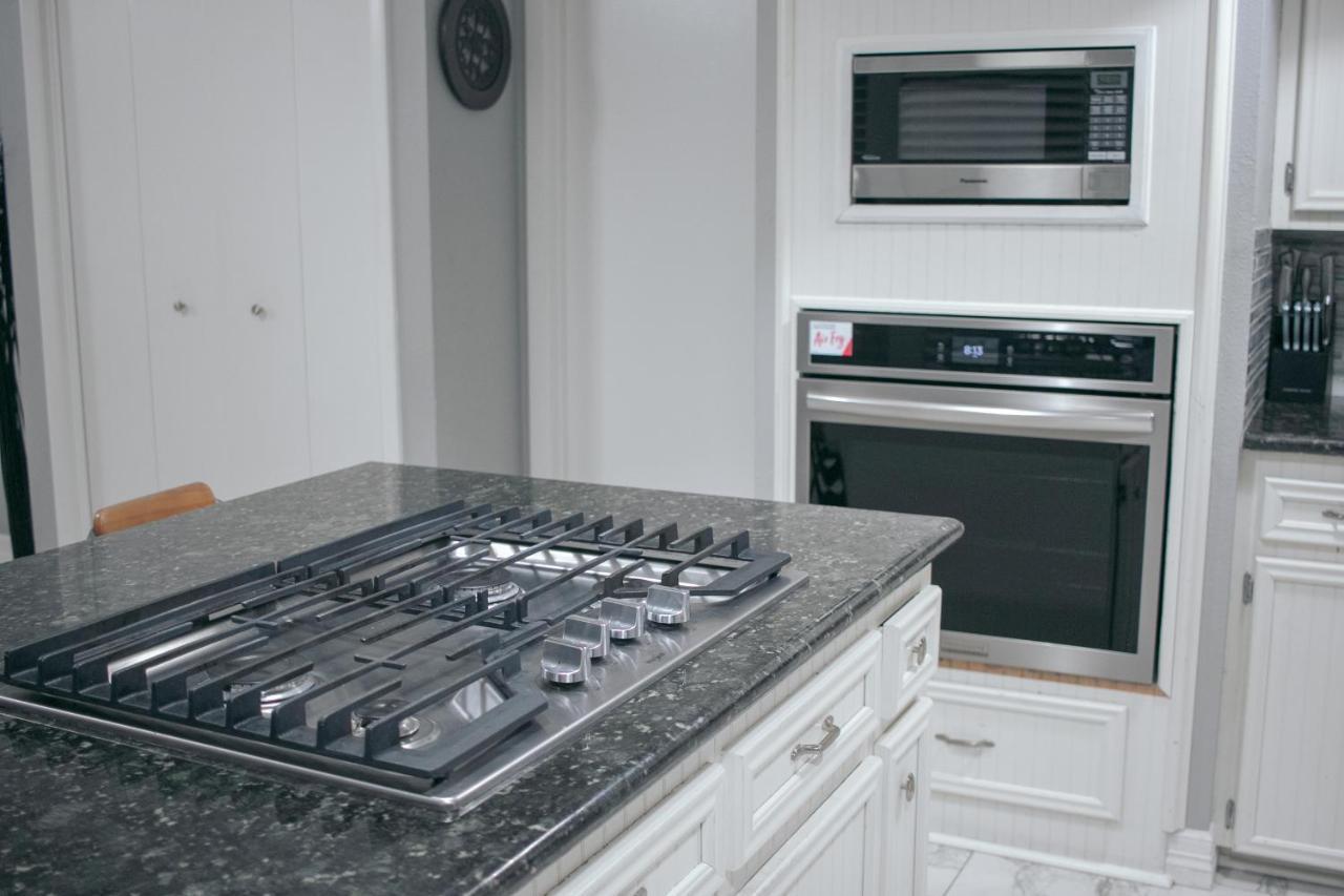 1976Houstongem Luminous Pvtpool & Hottub Dt20Mins For Lrg Families 6Beds 2Bath Vila Exterior foto